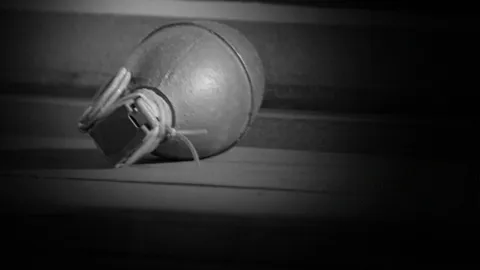 ตูมสนั่น! ขวางบึมใส่โอเกะ ริมหาดสงขลา ดับ 1 เจ็บ 7 เร่งสอบสาเหตุ