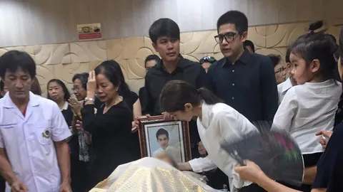 สุดอาลัย