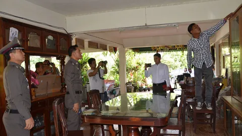 ท้าทาย! โจ๋ยิงถล่มบ้านกำนันดังเมืองคอน หลังติดป้ายขู่กวาดล้างแก๊งยานรก