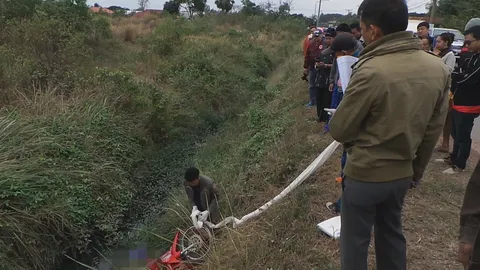 หนุ่มอุดรฯ ซิ่งจยย.ฝ่าลมหนาวไปทำงาน เสียหลักตกคลองดับ