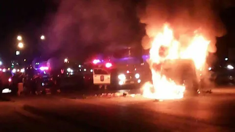 รถตู้ชนท้ายเต้าปูนพ่วง น้อง 'แก้วขวัญ วัชโรทัย' เจ็บ ไฟพึ่บคลอกคนขับดับ