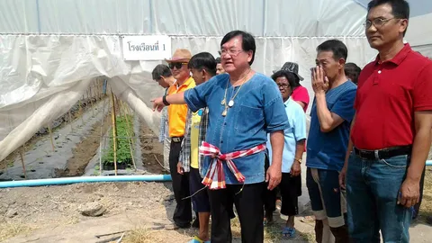 ชาวบ้านฮึดสู้ภัยแล้ง ปลูกเมล่อนแทนข้าว