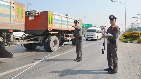 'ขวัญแก้ว' รุดเยี่ยมน้องสาวรถตู้ชนสิบล้อเต้าปูน-โชเฟอร์มอบตัวแล้ว