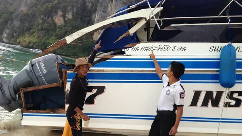 สปีดโบ๊ตบรรทุกนักท่องเที่ยว ชนกันที่เกาะพีพี เจ็บ 4 สาหัส 1 ราย