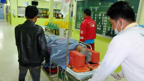 สายคอนโทรลพัน นักแข่งพาราไกลดิ้งหมุนคว้าง ตกร่องเขาเจ็บ