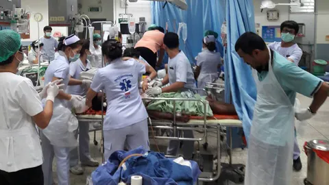 2 หนุ่มตรังเมาเหล้าดุ! ทะเลาะแรงแทงกันไส้ทะลัก ตาย1สาหัส1 