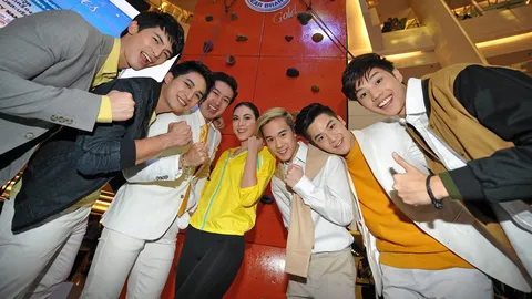 "แมท" ควง6 หนุ่ม พิสูจน์ความฟิต