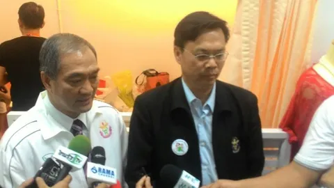 ปคบ.บุกจับร้านเสริมสวยเถื่อนย่านบางกะปิ ลอบฉีด 'โบท็อกซ์-ยาแก้สิว' ให้ลูกค้า