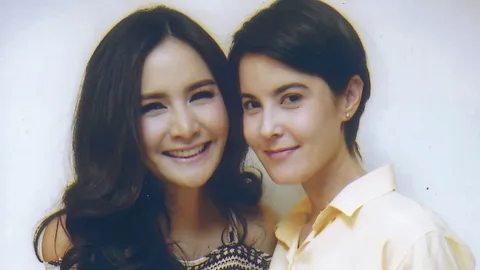 กรี๊ด! ธัญญ่า เหงารุกจีบ กระแต รักออนไลน์ พาสองหญิงเคลิ้ม