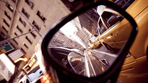 ใช้กระจกดิจิตอล แทน "หูช้าง" รถยนต์