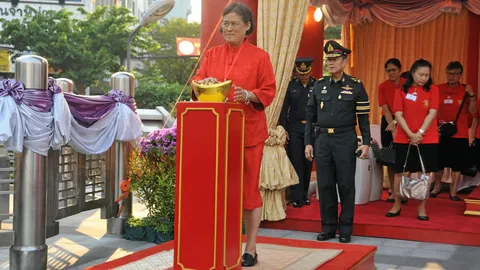 แห่รับเสด็จพระเทพฯ เปิด‘ตรุษจีน’ ยิ่งใหญ่ที่เยาวราช  ทรงชมงานทั่วถึงประชาชนปลื้มปีติ