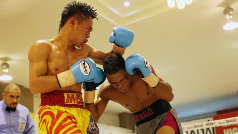 'แสตมป์' ชนะแต้ม 'เลอบรอน' ป้องกันแชมป์สำเร็จ