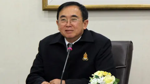 วาเลนไทน์! วธ.ชวน มอบความรักพ่อแม่-คนรอบตัว อย่าเห่อตามฝรั่งให้ดอกไม้แพง