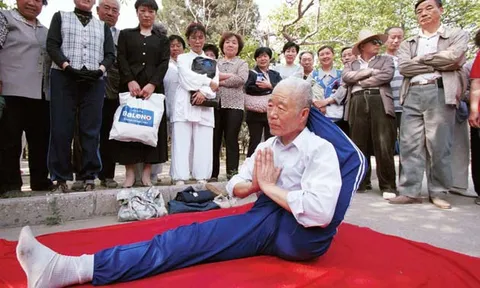 ชวนผู้สูงอายุ มาออกกำลังกาย