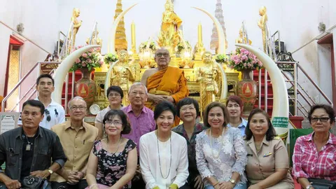 'ปู' หอบลิ่วล้อ พท. ขอพรหลวงพ่อบ้านแหลม ยัน 'ข้าวไม่หาย'