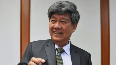 'อุเทน' แขวะ 'บิ๊กตู่' ลาออก ยุ โละ แม่น้ำ 5 สาย-องค์กรอิสระ ทิ้ง