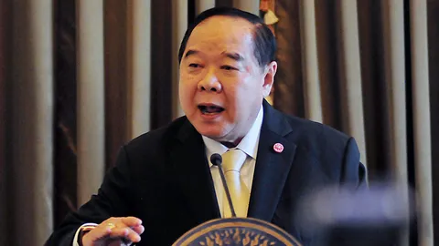 ประวิตร ชี้ ปมร่างรธน. ทำตามใจหมดไม่ได้ ย้ำ การบินต้องทำตามกฎ'เอียซ่า'