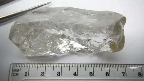 บ.เหมืองขุดพบโคตรเพชร 404 กะรัต มูลค่า 14 ล้านดอลลาร์สหรัฐฯ