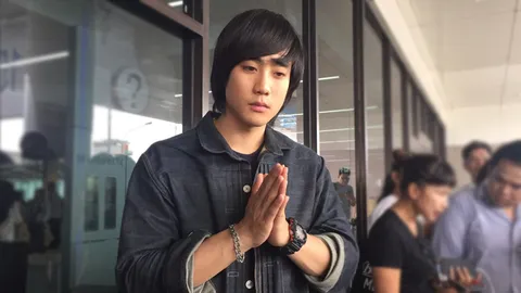 รู้เท่าไม่ถึงการณ์ ฮัท ขอโทษ! รับผิด! เขียนชื่อบนหลักเขตแดน ภูชี้ดาว