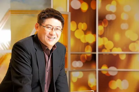 ลาจอ!10 รู้จักเจ้าพ่อเล่าข่าว 'สรยุทธ สุทัศนะจินดา'