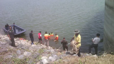 สาวเบญจเพสยิงผัว! ตัวเองไปกระโดดเขื่อนป่าสักฯ ตาย ตร.มึนฆ่ากันทำไม