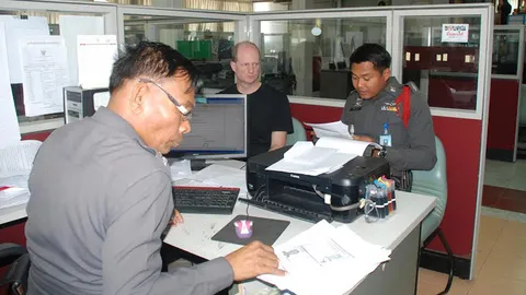 ครอบครัว 'เจ๊ติ๊ก' จี้ ตร.จับคนร้าย ยันผู้ตายไม่ได้เป็นทอม-ปล่อยเงินกู้