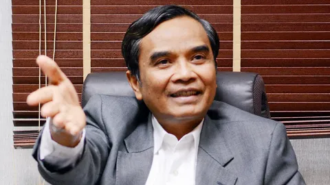 นิพิฏฐ์ เหน็บ ประชาธิปไตยไทย อาจต้องไปต่อท้าย เมียนมา