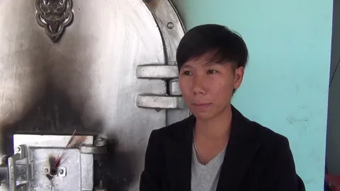 รู้จักตัวจริง น้องเอ๋ สัปเหร่อสาว! เรียนจบ ป.ตรีคอมพิวเตอร์ กับวิชา ‘ปลงศพ’