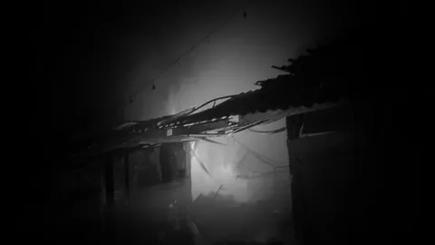 พระประแดง เพลิงไหม้บ้านไม้ 2 ชั้น เสียหาย 12 คูหา 