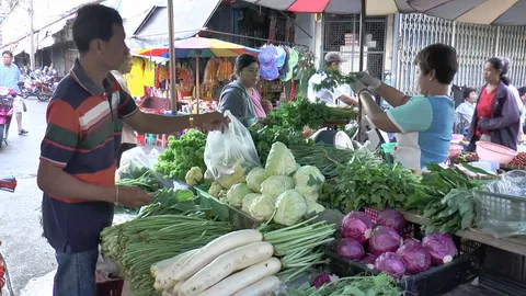 แล้งพ่นพิษหลายพื้นที่! ขาดน้ำใช้-ผักสดราคาแพงขึ้น 10 บาท