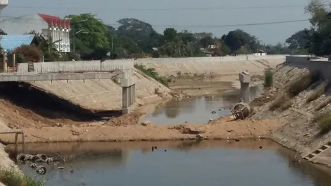 ตร.ลับแล วอนขอน้ำ ขาดแคลนหนัก ขณะลำพูน-นครสวรรค์ ยันรับมือภัยแล้งได้