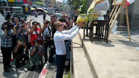 แจ๊สขอขมา อนุสรณ์สถาน