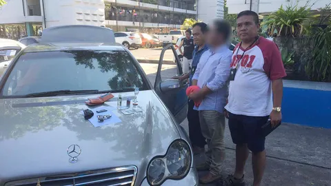 อดีตทนายเปลี่ยนอาชีพ ขับเบนซ์ส่งยาบ้า โดนจับกลางหาดใหญ่ 