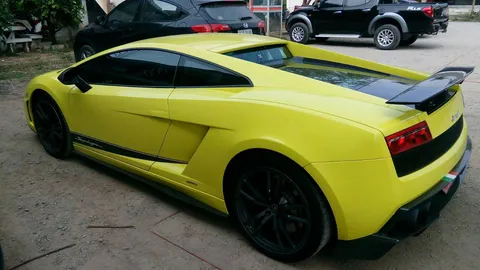 อายัด ลัมโบร์กินี พบ 'บาส บางแก้ว' ขับ ไม่มีเอกสารแสดง