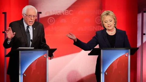 คลินตัน-แซนเดอร์สผลัดกันชนะ-ทรัมป์ยังมาแรง