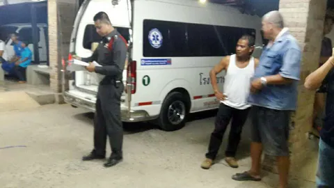 'สีค่ายไก่' ถูกจ่อยิงระยะเผาขน 3 นัด หน้าบ้าน ดับ! ตร.ตั้ง 3 ปมบุกฆ่า 