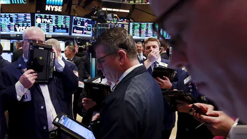 หุ้นสหรัฐฯ ปิดแคบ แม้แบงก์ยุโรปกระตุ้นศก.เพิ่ม