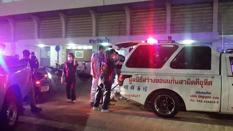 เด็กกว่า 20 คน สำลักกลิ่นคลอรีน สระน้ำขอนแก่น หามส่ง รพ.วุ่น