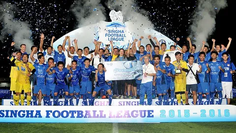 'ฟลิกซ์-อิกคิวซัง' เข้าชิงศึก "สิงห์ ฟุตบอลลีก 2015-16" ที่เชลซี