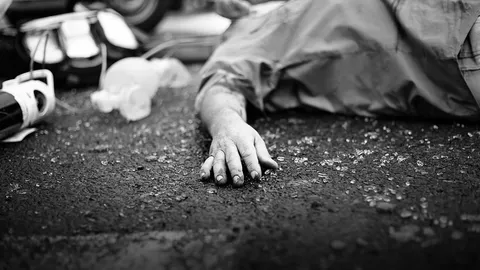 จากเบนซ์ซิ่งถึงอุบัติเหตุสยอง รวม 5 คลิปรถชนตูมสนั่นดูกี่ครั้งก็เสียวไม่หาย