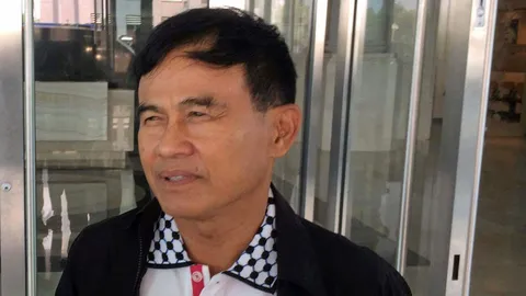 'บิ๊กต๊อก' ปัดจาบจ้วง สมเด็จช่วง - เผย แพรวา ขัดคำสั่งศาล