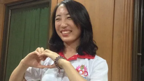 ขอฝากหัวใจไว้ที่อุบลฯ! ครูสาวชาวจีน ประกาศหาหนุ่มไทย แต่งงานด้วย