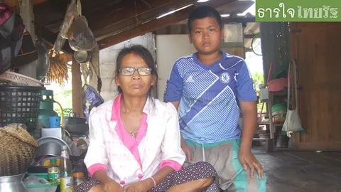 วอนช่วย นร.ม.1 อยู่กับย่าพิการ อยากลาออกโรงเรียน รับจ้างหาเงิน 