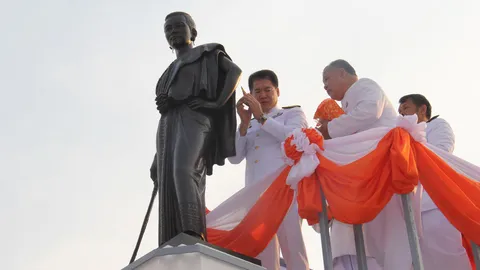 ชาวโคราช บวงสรวงใหญ่ 'ย่าโม' วีรสตรีไทย ฉลองวันแห่งชัยชนะ