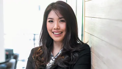 ชีวิตที่ไม่หยุดนิ่งของนักธุรกิจสาวรุ่นใหม่ มนต์มณี ตันนาภัย