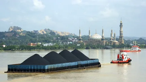 โจรสลัดปินส์จี้เรืออิเหนา จับตัวประกัน 10 คนเรียกค่าไถ่