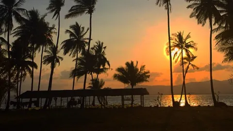 อลังการธรรมชาติสร้าง! 10 ข้อเด็ด 'นาคาน้อย' เกาะภูริ สวรรค์บนท้องน้ำทะเล   