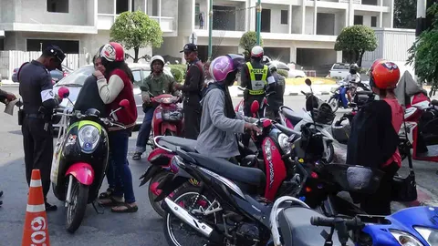 ระวัง! ไม่สวมหมวกกันน็อก ตร.สภ.หาดใหญ่ 'จับจริง-ปรับจริง' 