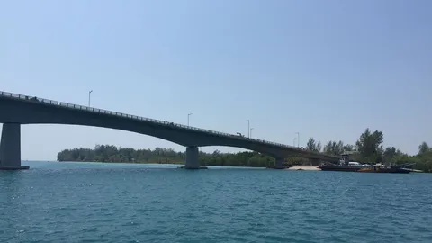 เลื่อนเปิดสะพานลันตา 22 เม.ย. รับห่วงหากเปิดใช้ช่วงสงกรานต์