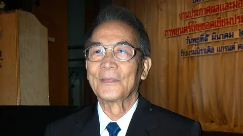 ดาราอาวุโส 'อดุลย์ ดุลยรัตน์' ป่วย ปอดติดเชื้อขั้นรุนแรง!